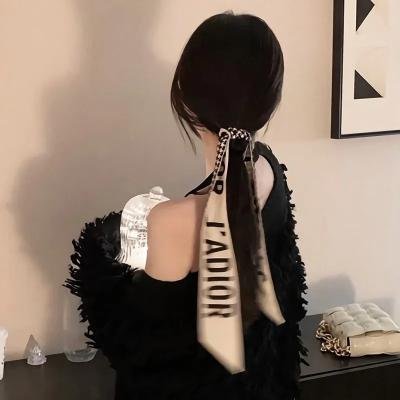 好女三头瞒